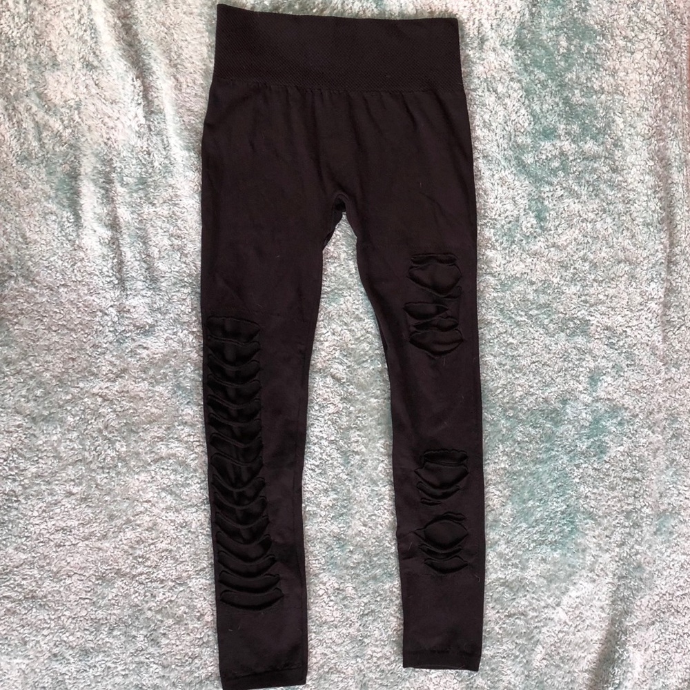 High Waisted Ripped Leggings